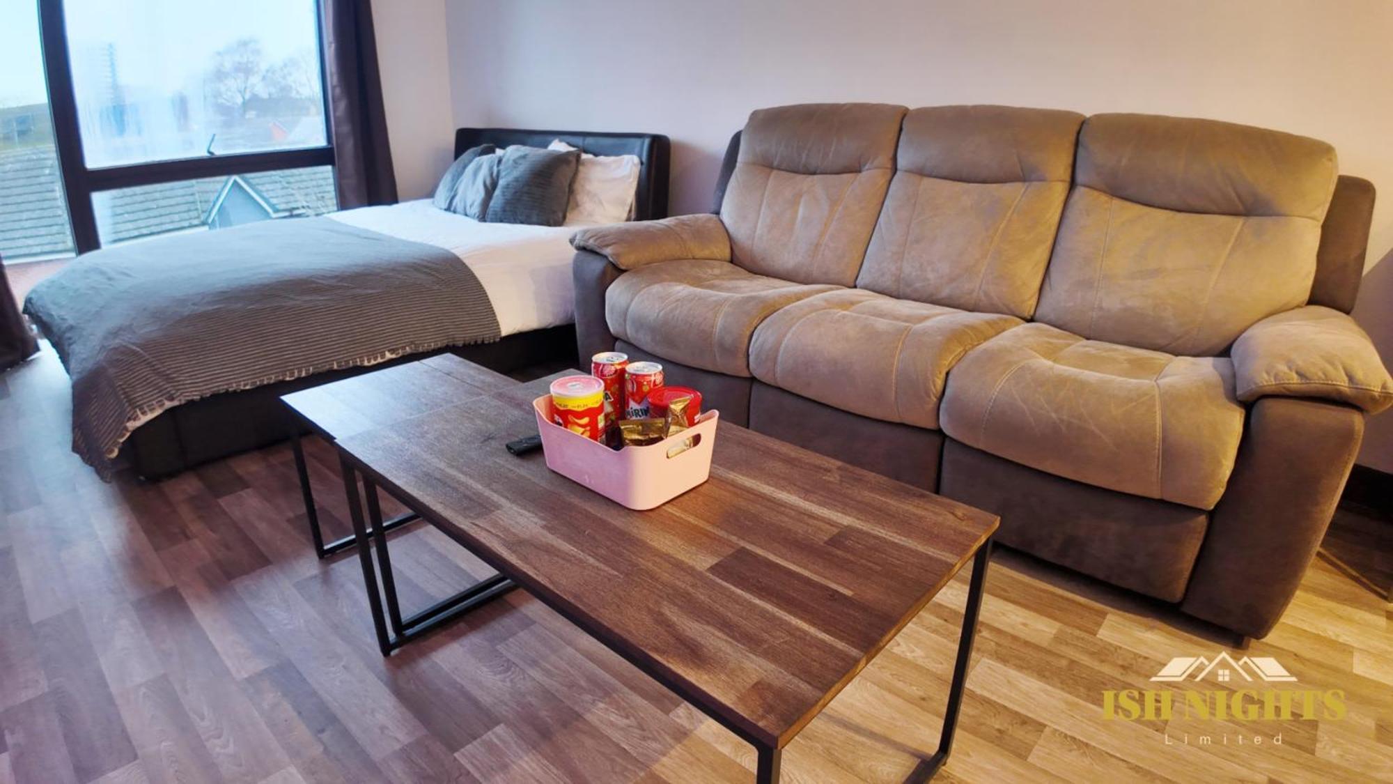 Luxurious Birmingham City Apartment Екстер'єр фото