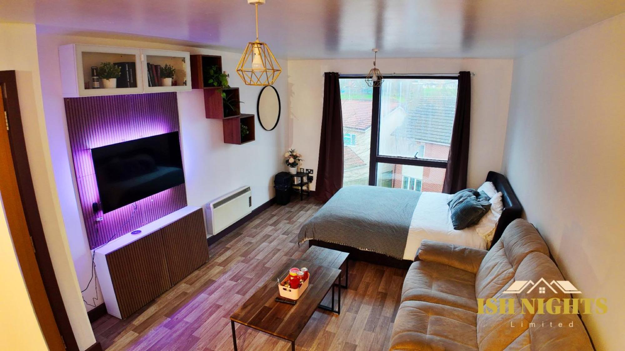 Luxurious Birmingham City Apartment Екстер'єр фото